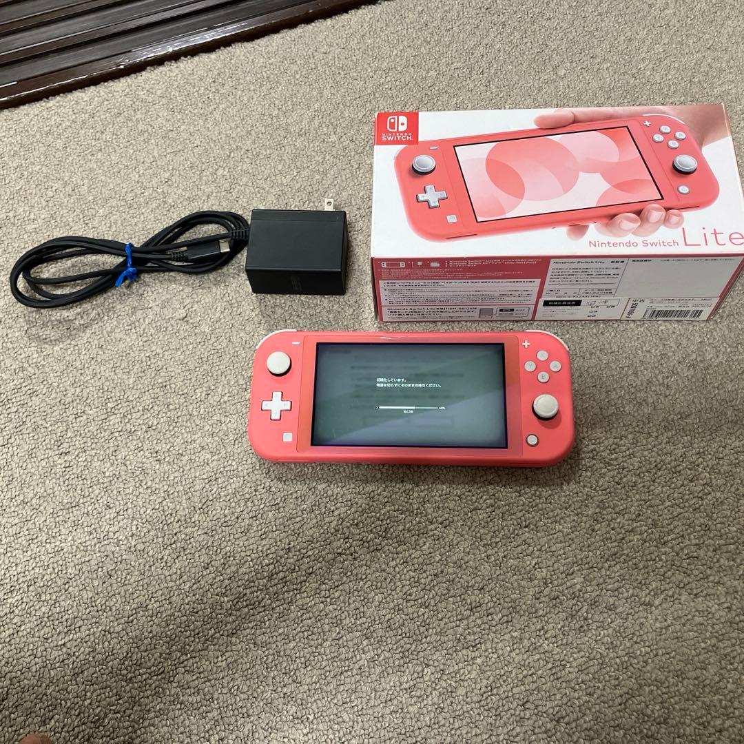 Nintendo switch lite coral ニンテンドースイッチライト