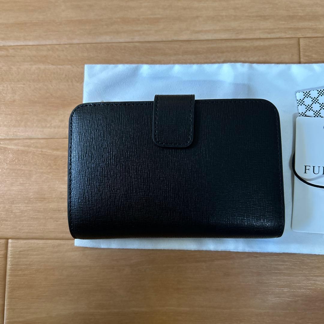 フルラ　二つ折り財布バビロンM ブラック黒　新品自宅保管FURLA L字