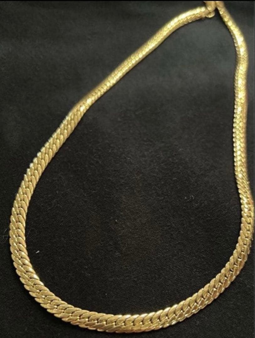 遺品整理　ゴールドネックレス