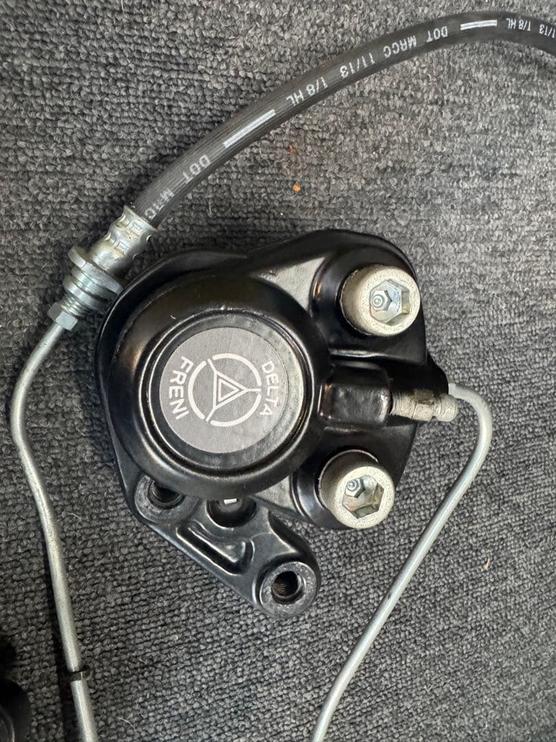 Z1 ダブルディスク　ブレーキキャリパー ブラック