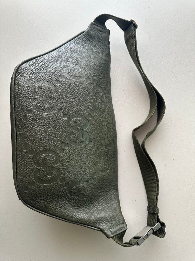 GUCCI レザー ボディバッグ ウエストポーチ　オリーブグリーン