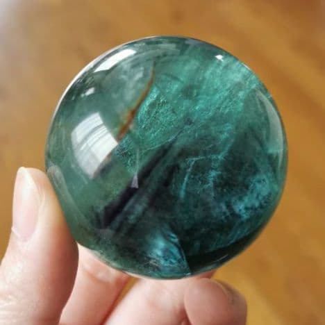 台座付き 雑色有 虹入り フローライト 丸玉 C