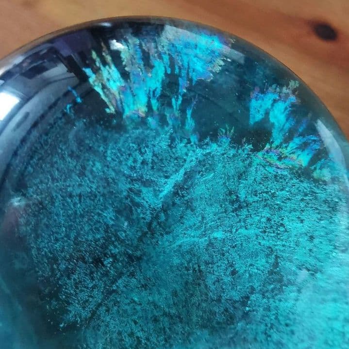 台座付き 雑色有 虹入り フローライト 丸玉 C