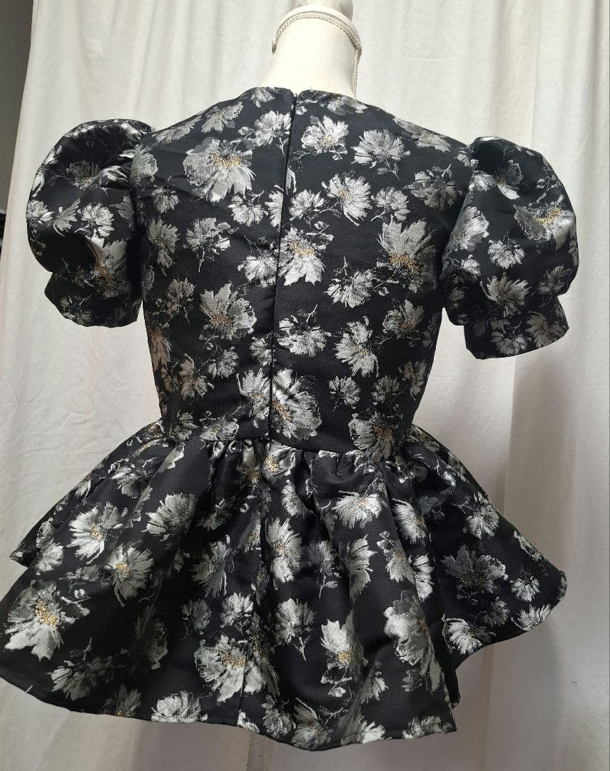 ジャガード ペプラムトップス