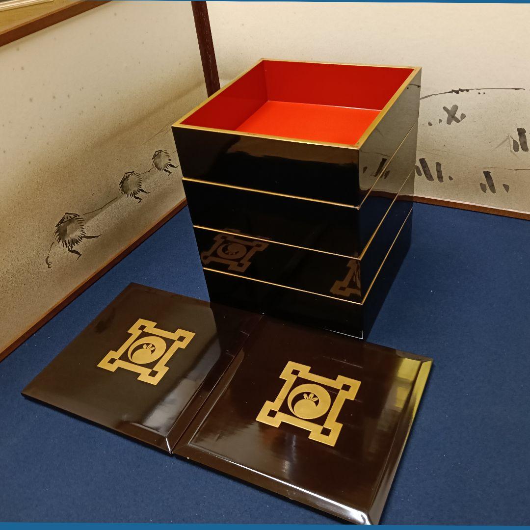 AM85 輪島塗 重箱 家紋入 四段重 替蓋付 丁子紋 おせち お正月