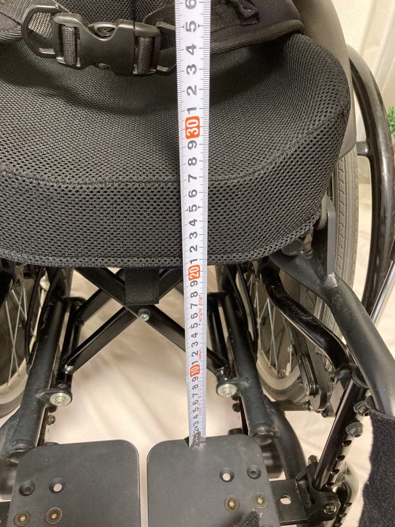 ミキ　フォース　子供用車椅子　22インチ