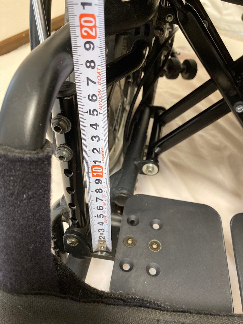 ミキ　フォース　子供用車椅子　22インチ