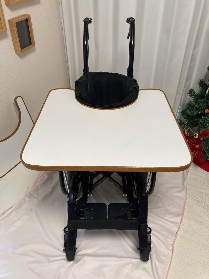 ミキ　フォース　子供用車椅子　22インチ