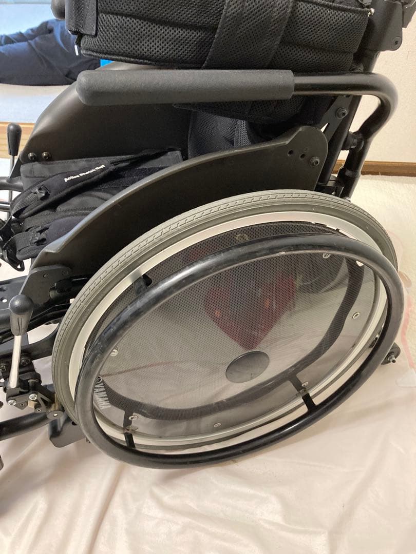 ミキ　フォース　子供用車椅子　22インチ