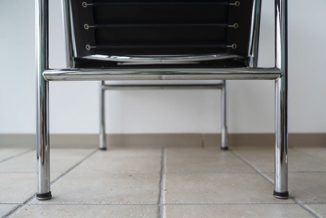 Cassina ル・コルビジェ LC1 スリングチェア リプロダクト