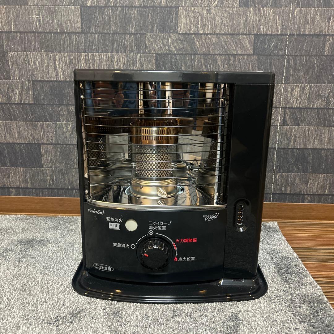 2024年製　RSX-23N ブラック タワー型ストーブ