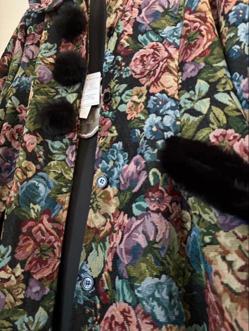 【超希少・3L】新品 くる実 しまむら ロングコート ゴブラン 花柄 BLACK