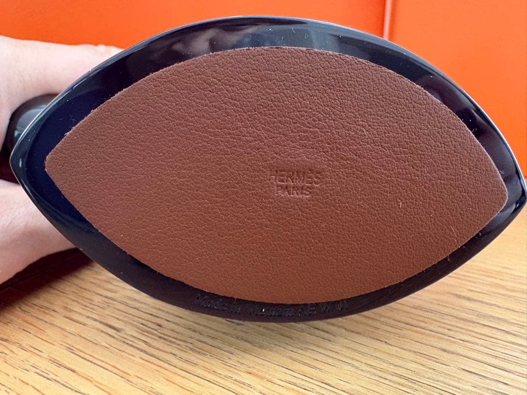 ユーミンquuさん限定【極美品】 エルメス　黒の馬の置物