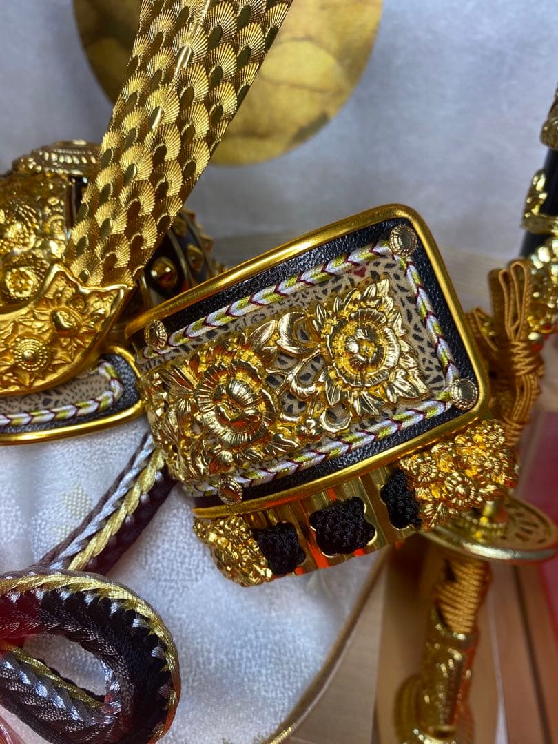 東京久月　五月人形　兜飾り　白木ガラスケース入