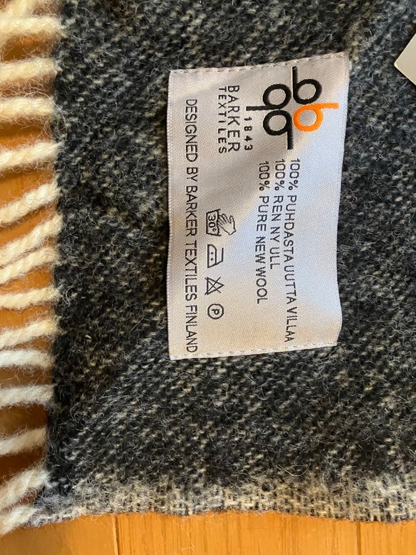 Barker社　ウール100%大判ブランケット