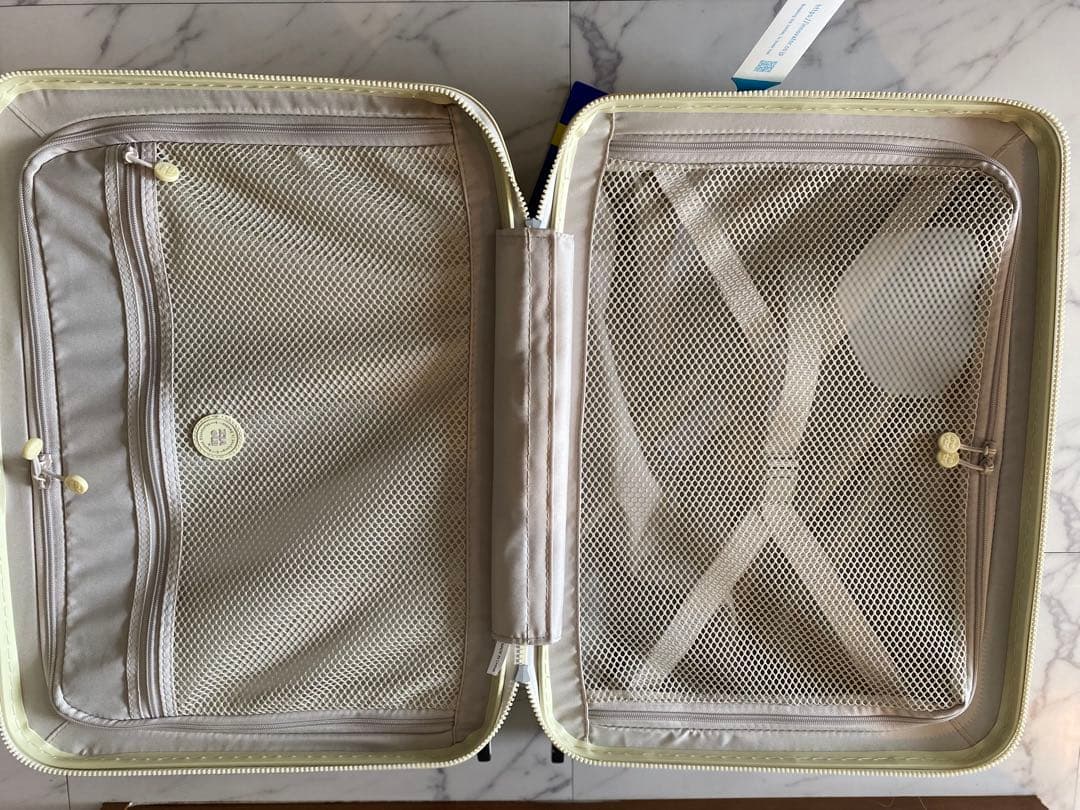 innovator スーツケース　Sサイズ38L 機内持ち込みサイズ