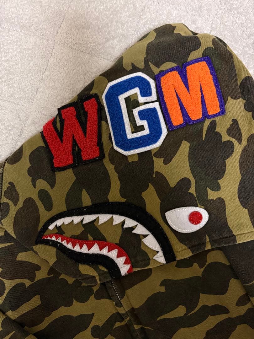 APEシャークパーカー緑Mサイズ