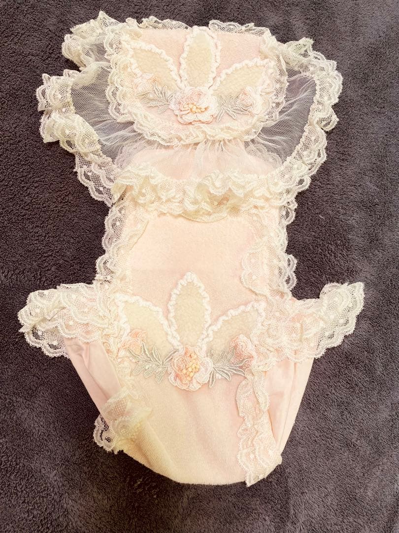 ❤️さえら★ヒスクローネ★可愛い★お花モチーフ付★トイレットペーパーホルダー★豪華