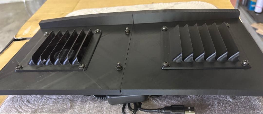 ハイエース 換気扇 ４型 〜 USBファン 2連 ルーバー ABS製 『運転席』