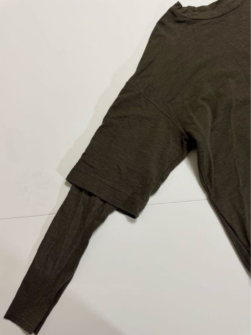 A.F artefact アーティファクト カットソー