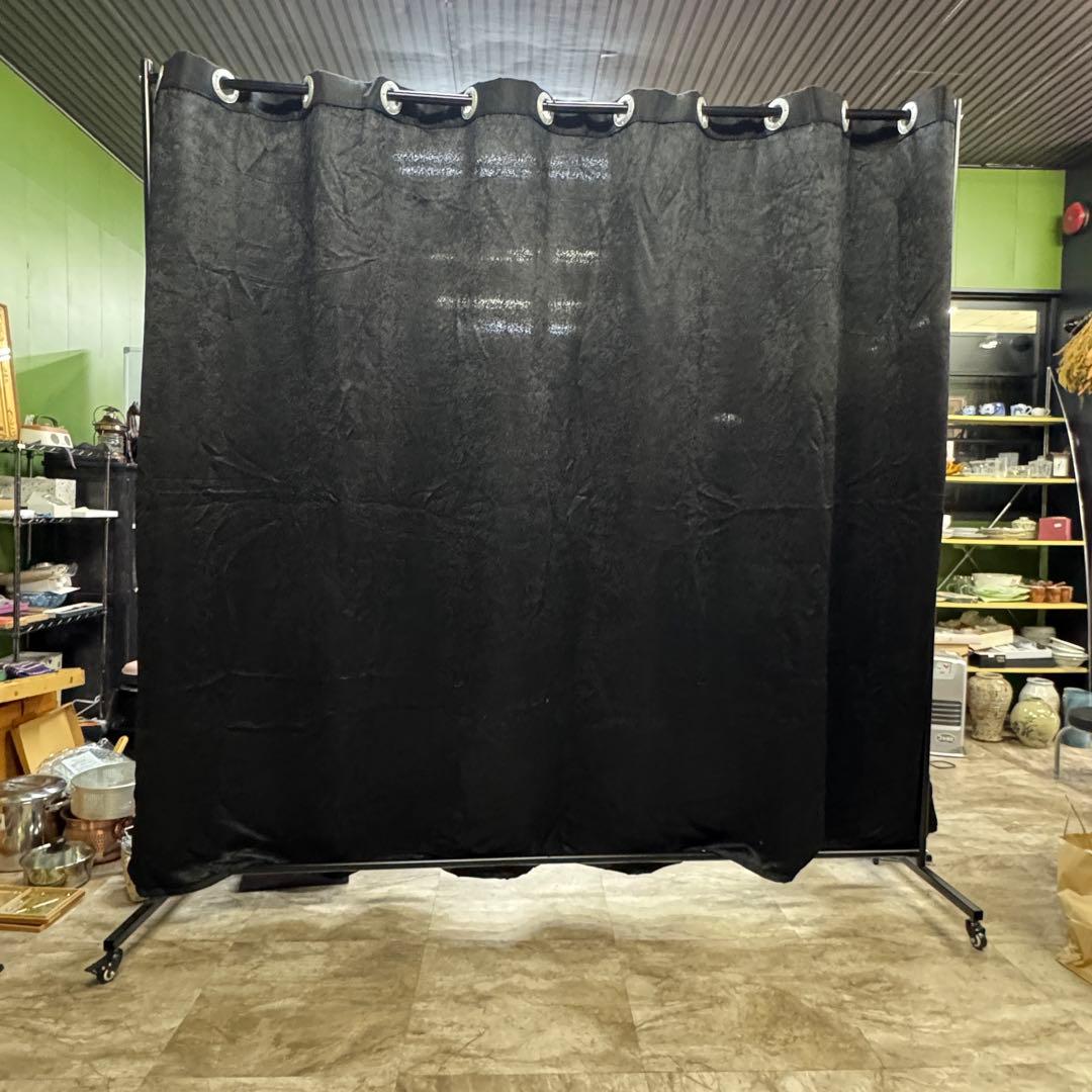 黒いレースカーテン 調整可能ポール付き