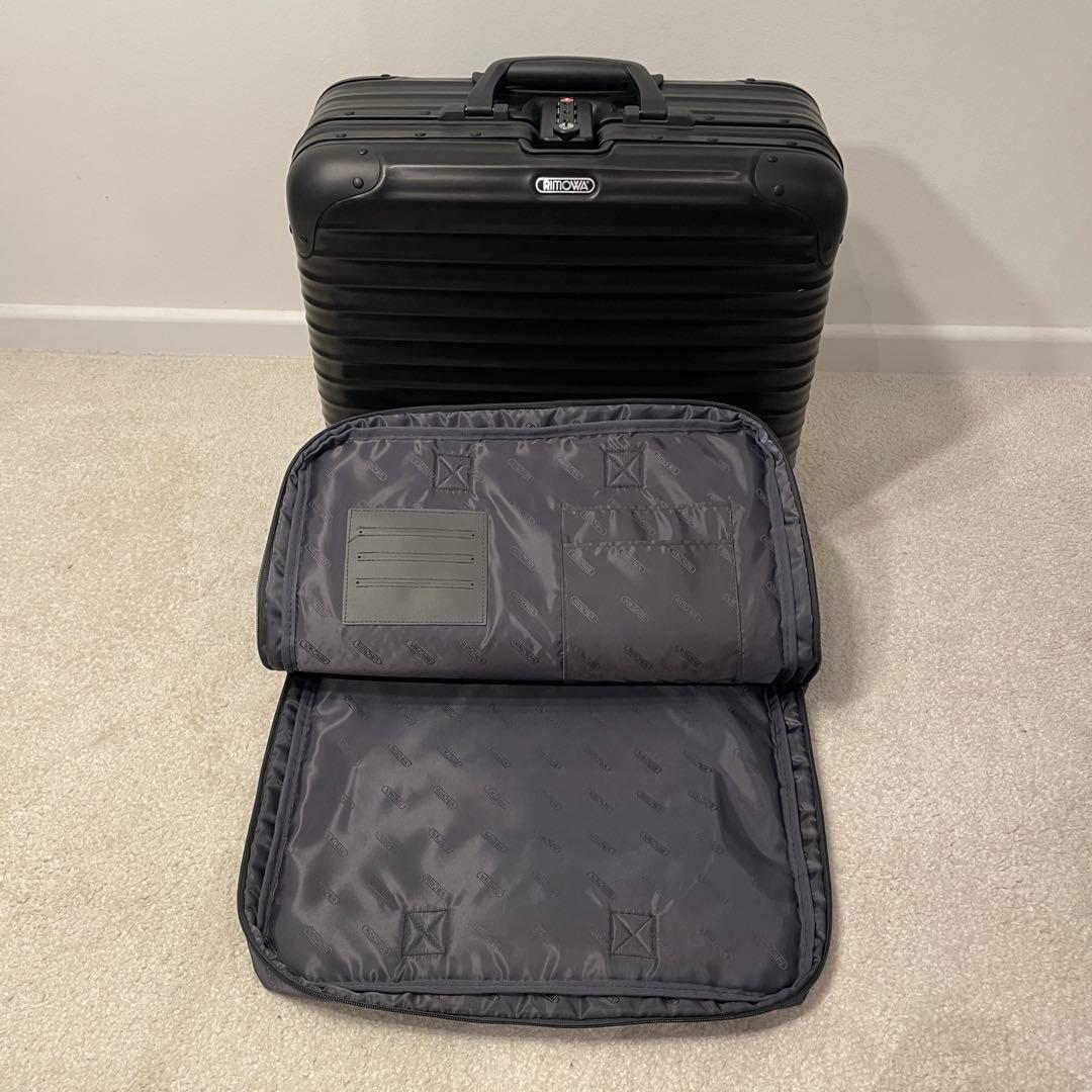 バッグ Capitolino RIMOWA Topas Stealth Black
