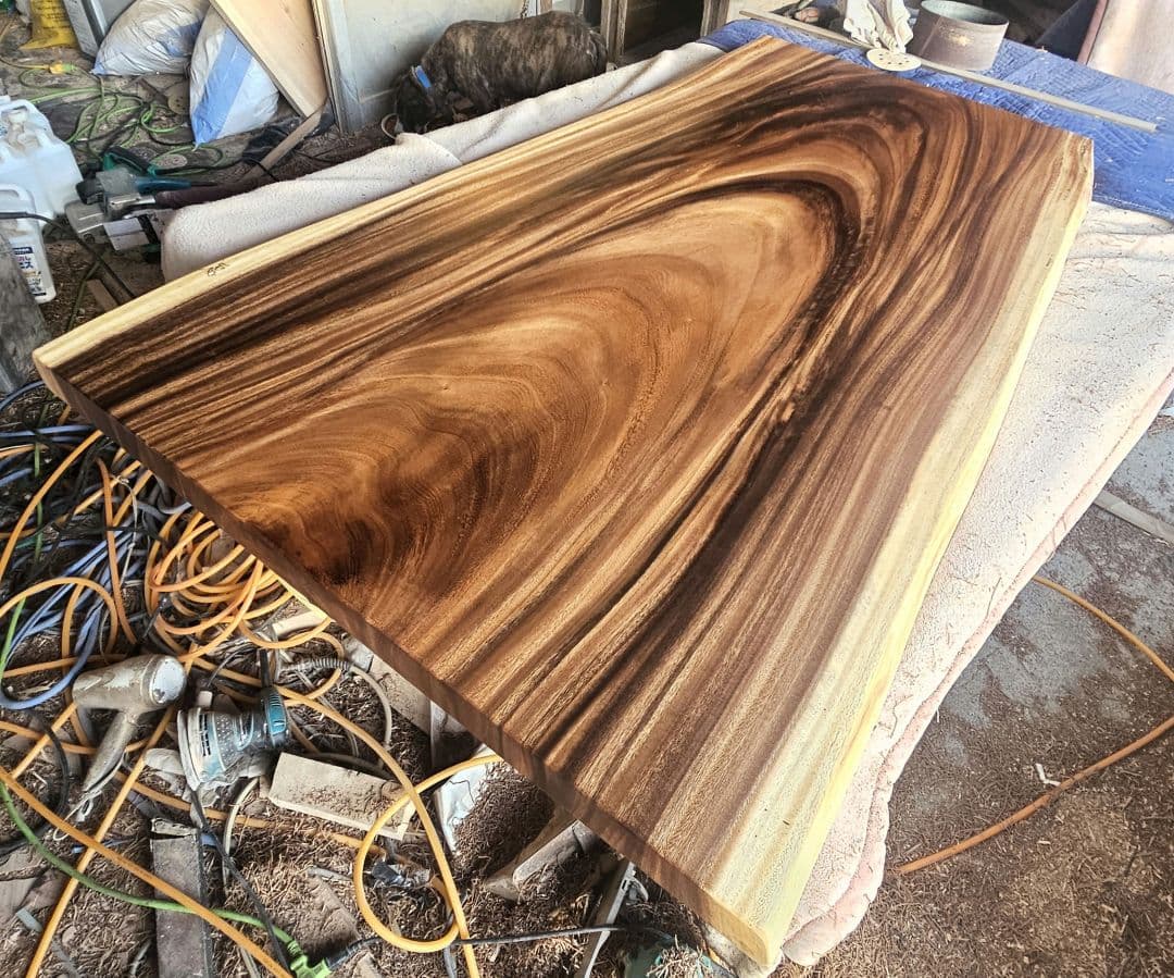最終価格　モンキーポッド　一枚板　杢　ダイニング　テーブル　　ウォールナット