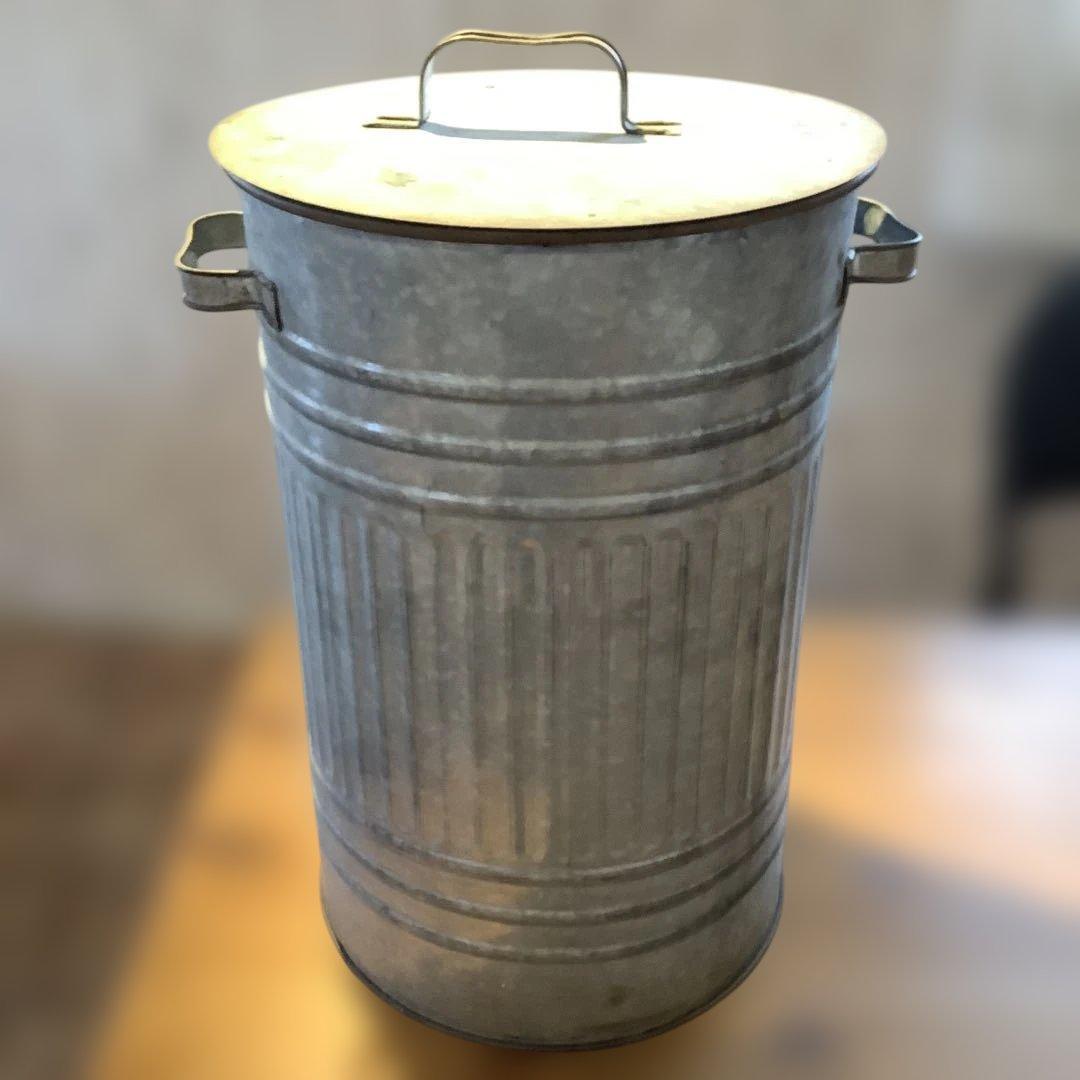 アンティーク調雑貨　ブリキ　ゴミ箱　バケツ　蓋付き