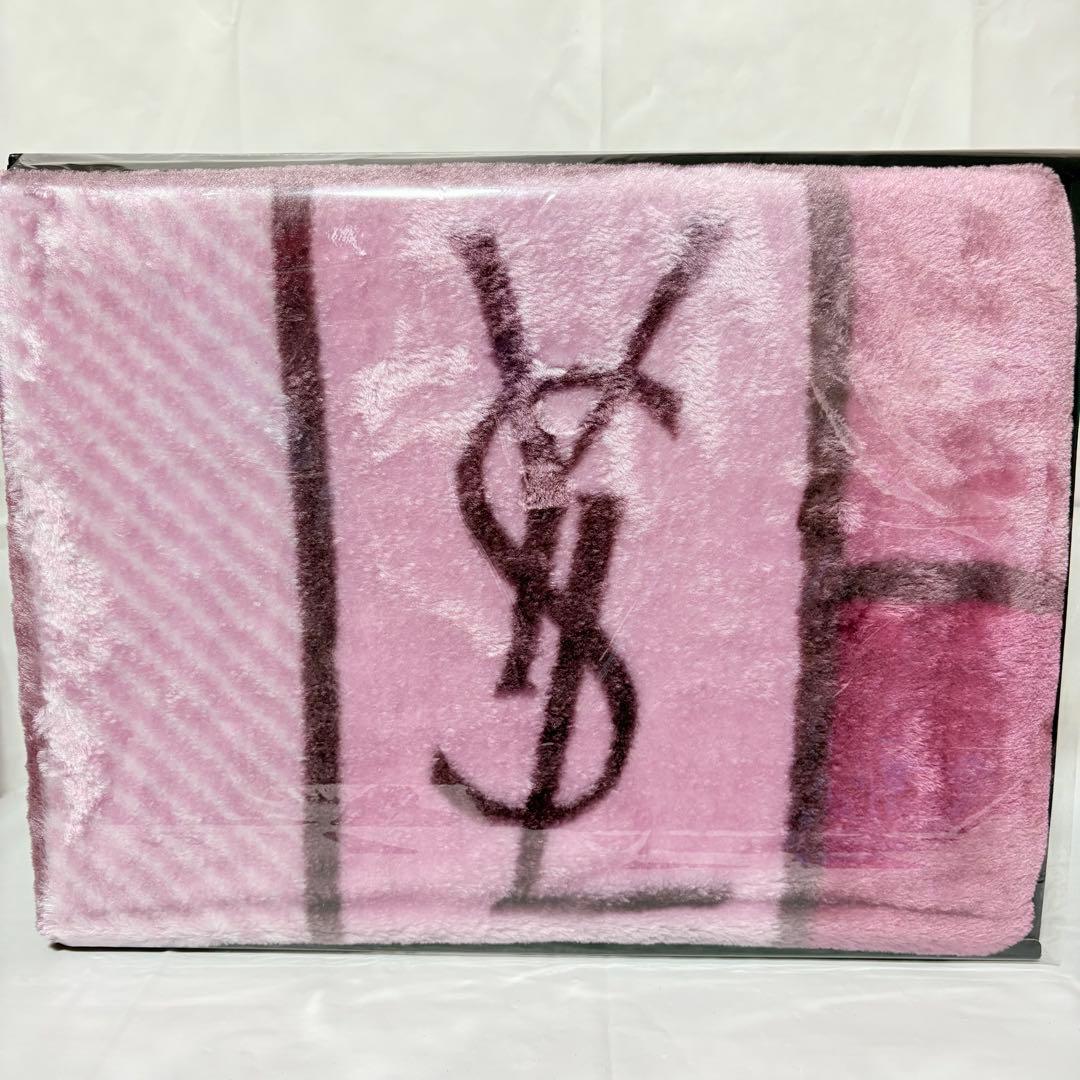 イヴ・サンローラン　大判ひざ掛け　ビッグロゴ　デカロゴ　140×80cm ピンク