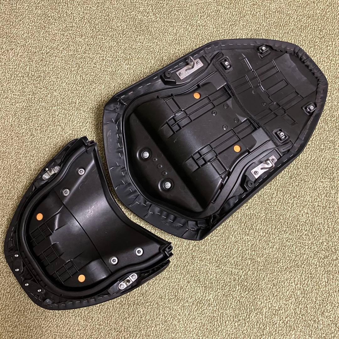 マジェスティ SG20J 4D9 純正 シート