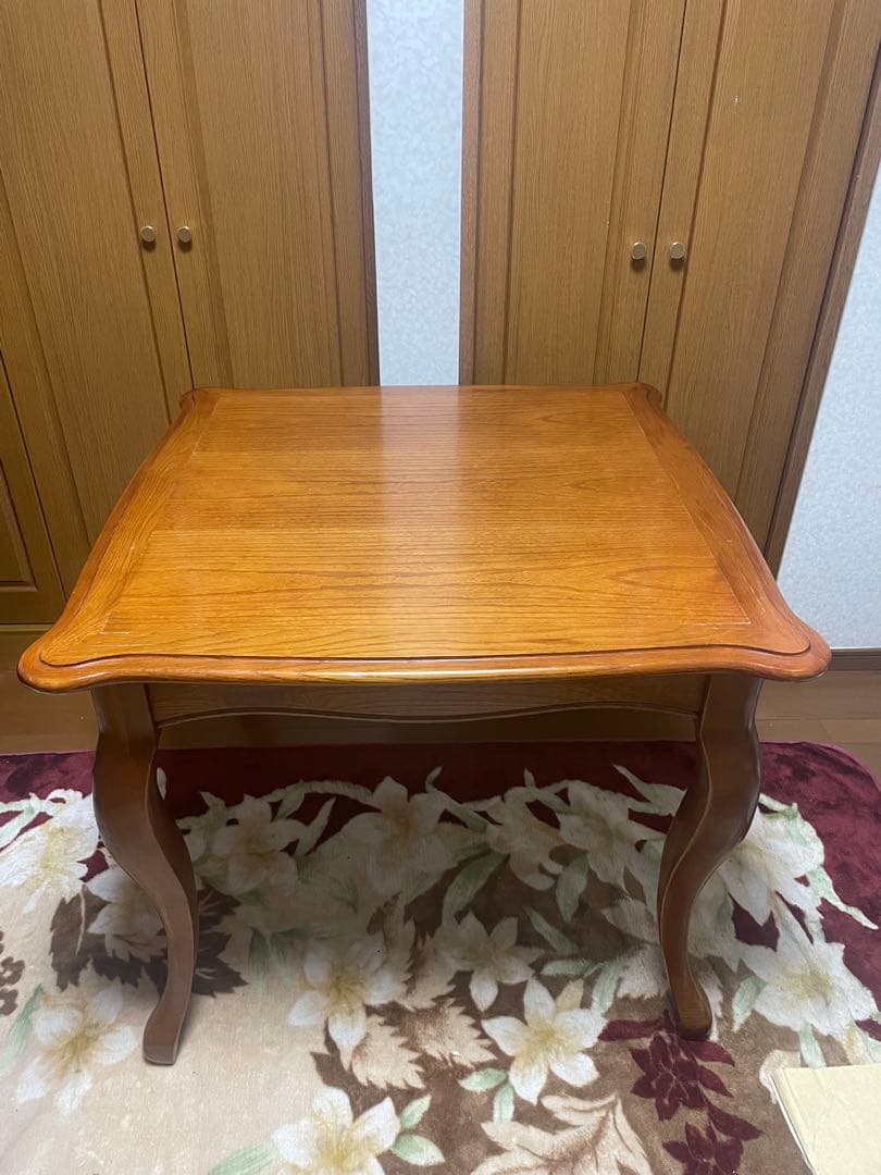 アンティーク　猫足　ダイニングテーブル　クラシック木製正方形テーブル