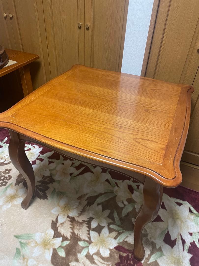 アンティーク　猫足　ダイニングテーブル　クラシック木製正方形テーブル