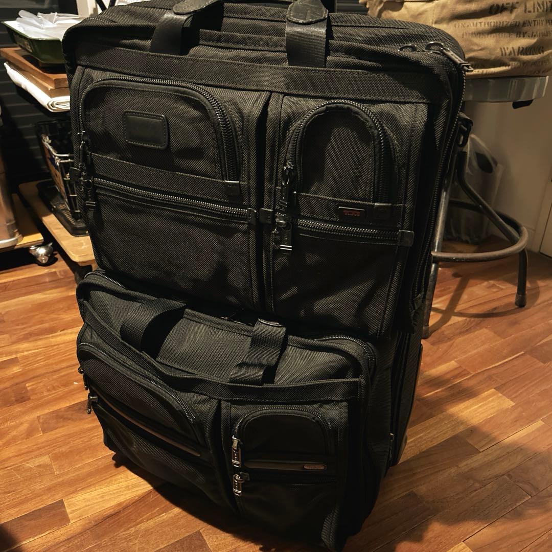 TUMI 26103D4 ビジネスキャリー+ ブリーフケース26114DHセット