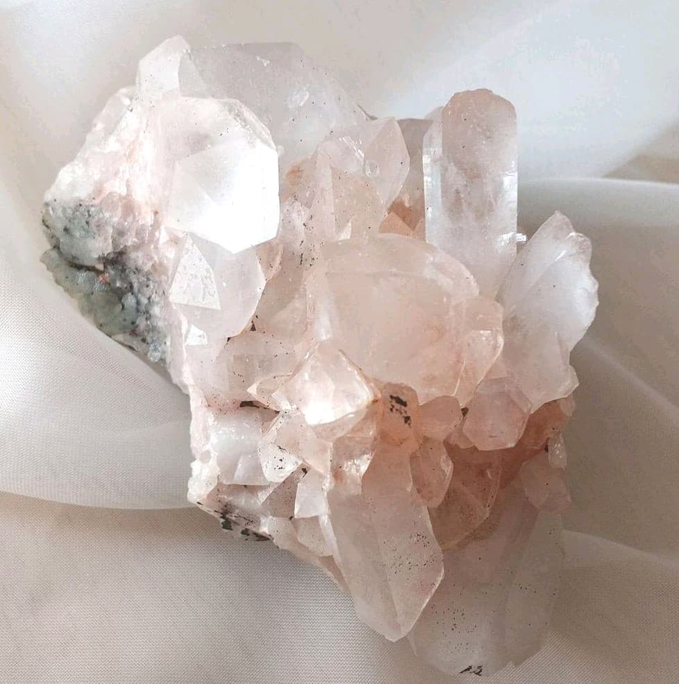 愛の女神❇️マニカラン産 ピンク&グリーン クォーツ クラスター