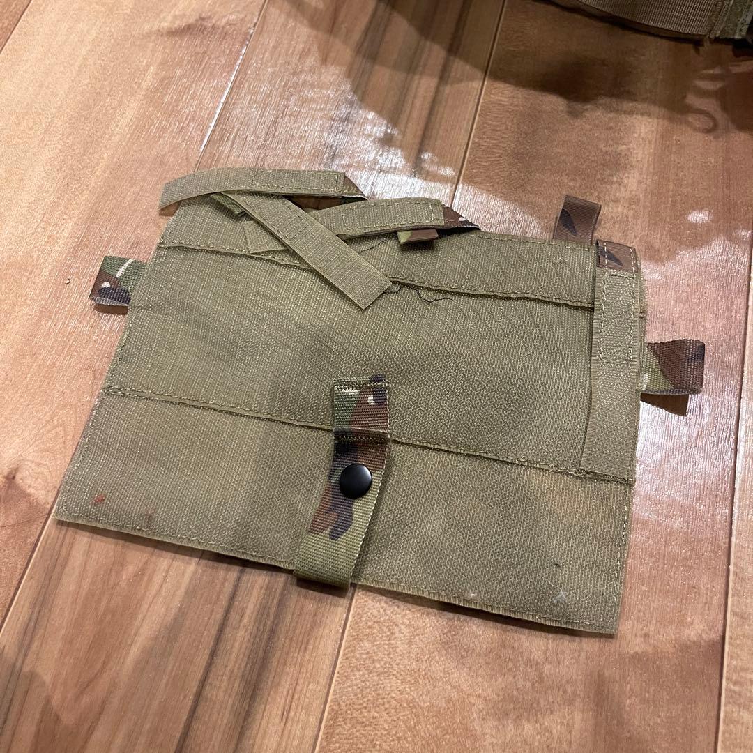 Cork Gear製　AVS プレートキャリア　マルチカム