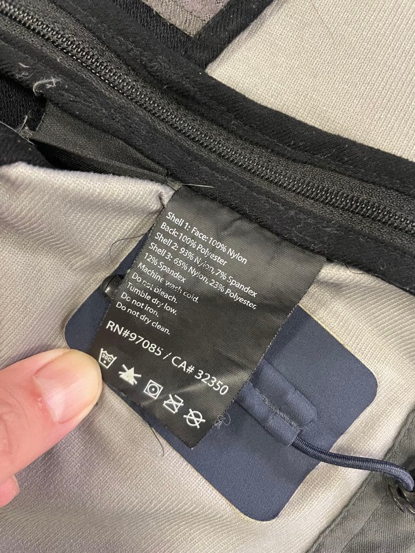 OUTDOOR RESEARCH マウンテンパーカー OR M相当