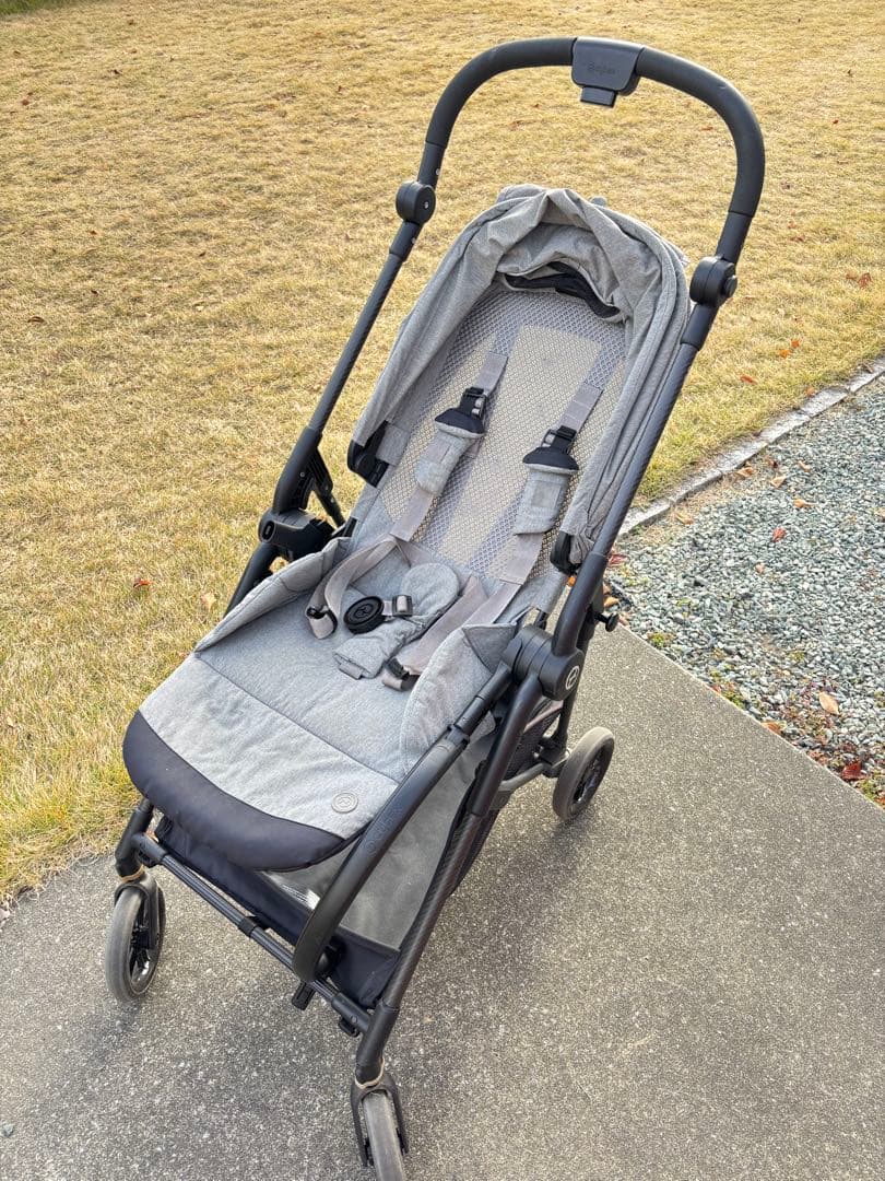 サイベックス　メリオ　カーボン　グレーベビーカー クッションカバー付き