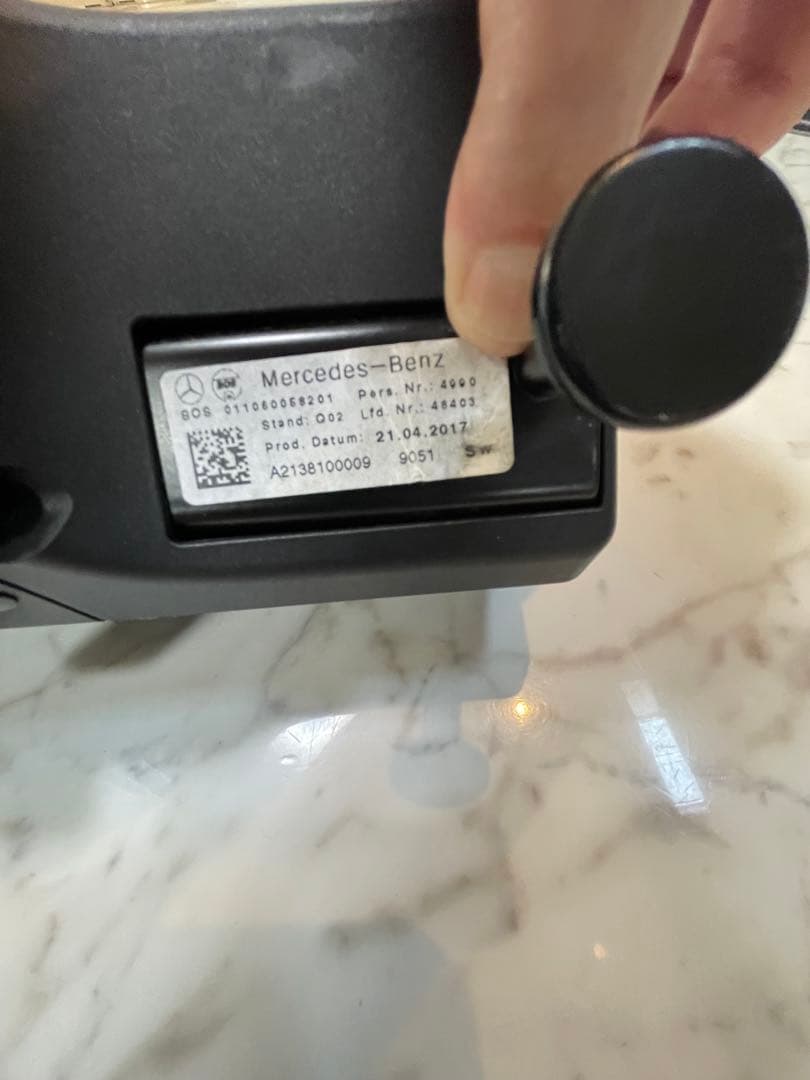 ベンツ Eクラス W213 S213 ワゴン 純正 トノカバー