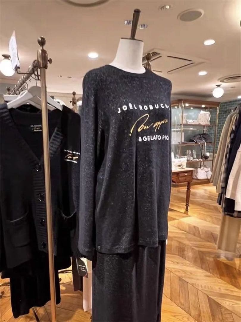 【JOEL ROBUCHON】スノーワンポイントロンT &ロングパンツ