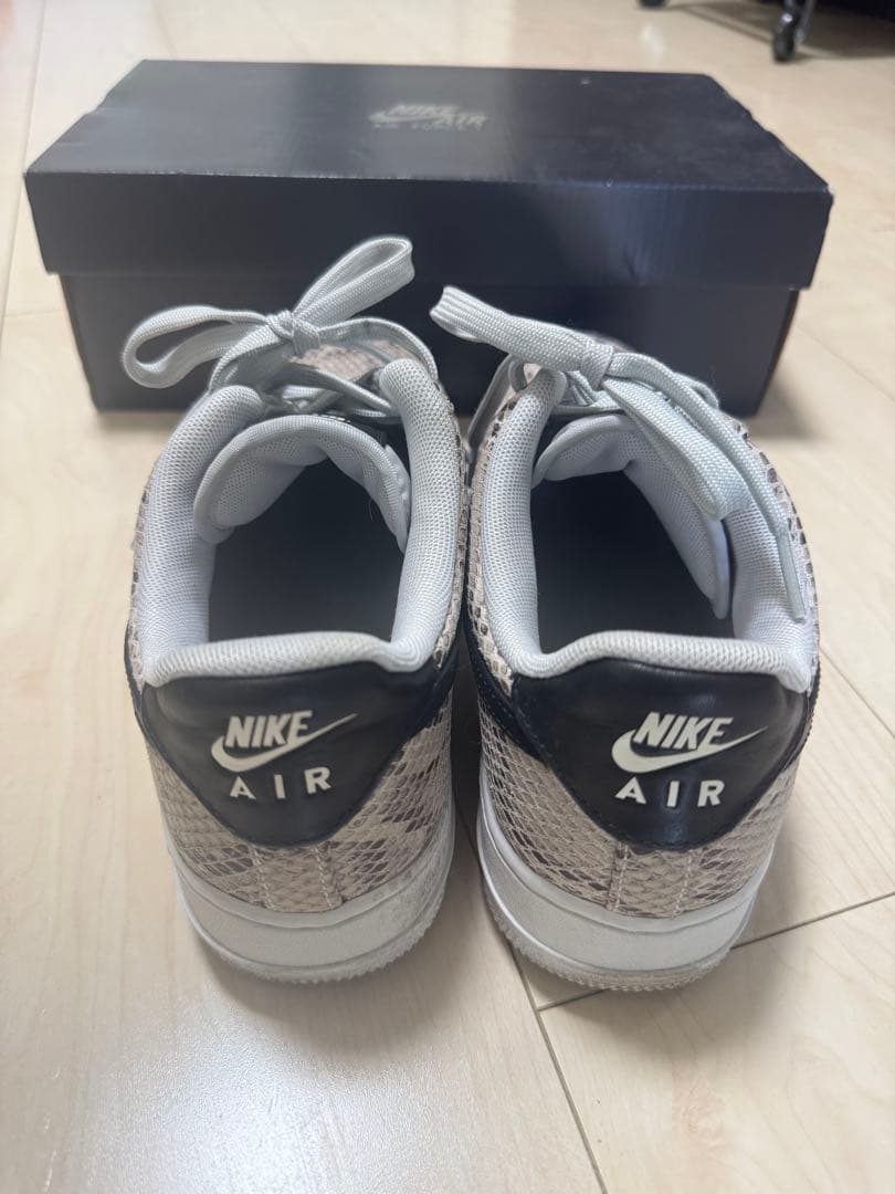 Nike Air Force 1 スネークスキン