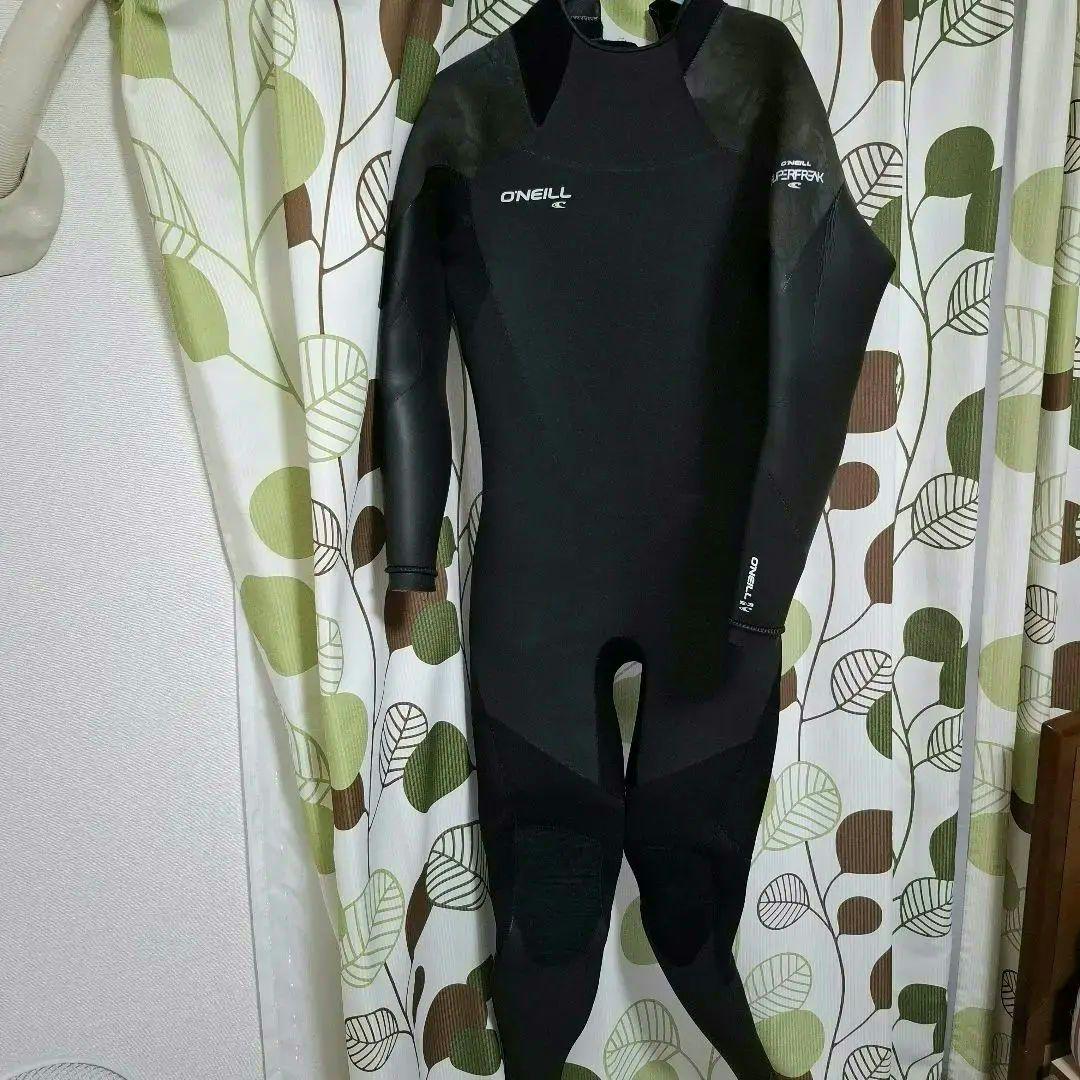 O'Neill Superfreakセミドライ スーツ 黒サイズM美品、値下げ！
