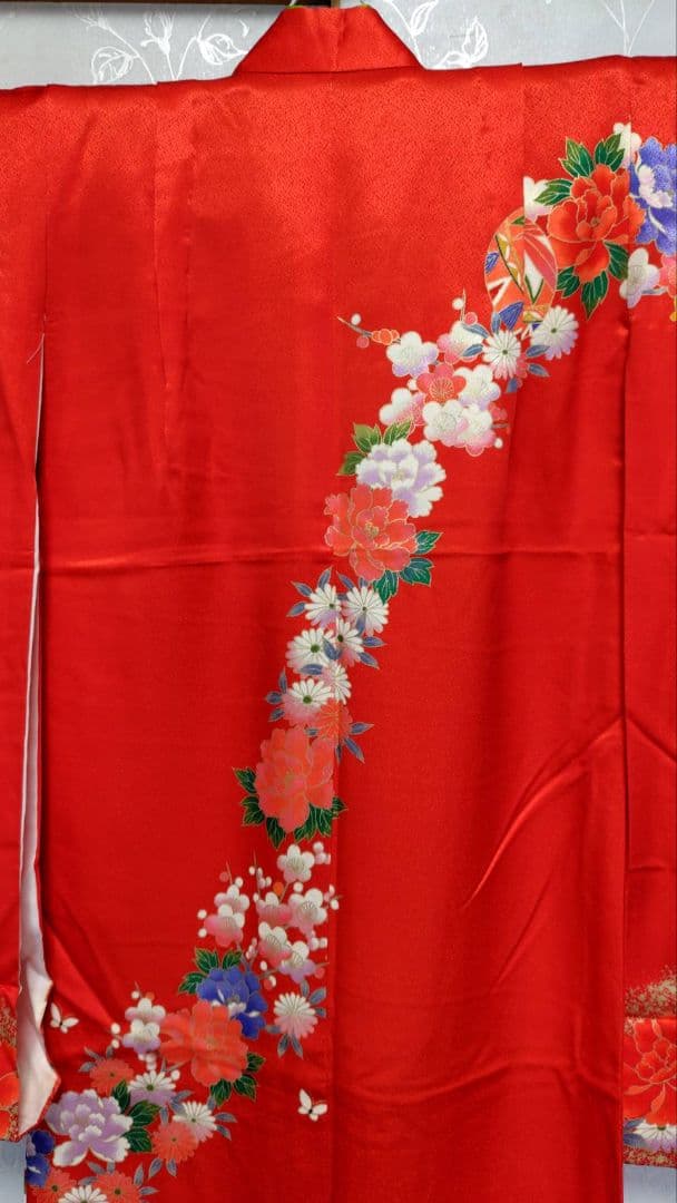 RK552子供着物着丈133センチ裄丈51センチ正絹めちゃくちゃ綺麗美品