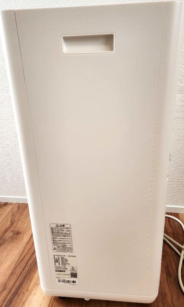 美品 アイリスオーヤマ ポータブルクーラー(2024年購入 保証期間残あり)