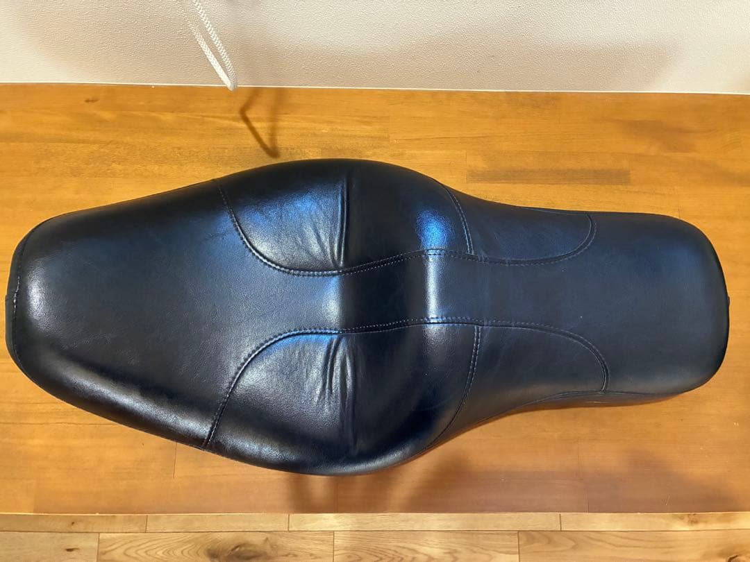 スポーツスター　純正バイクシート　XL1999