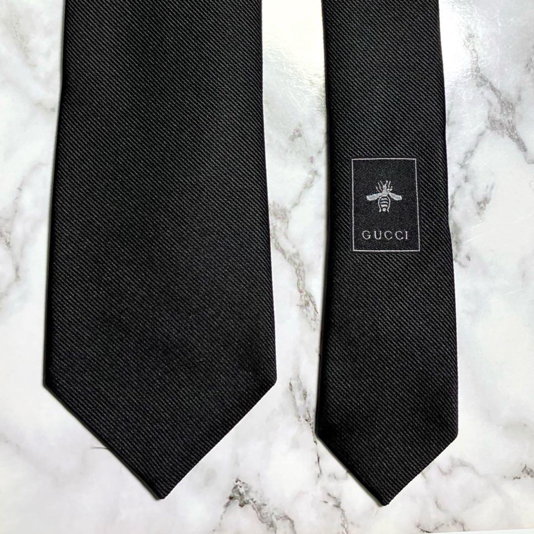 【美品】GUCCI グッチ　ネクタイ　黒　ソリッド　bee刺繍　GG柄