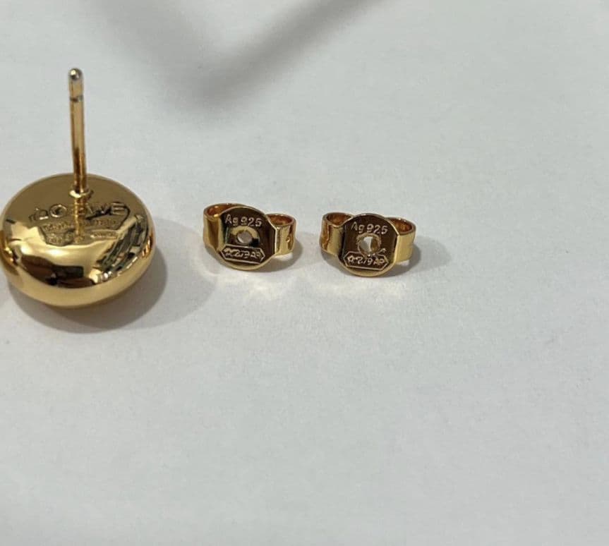 LOEWEアナグラム ぺブル スタッドピアス