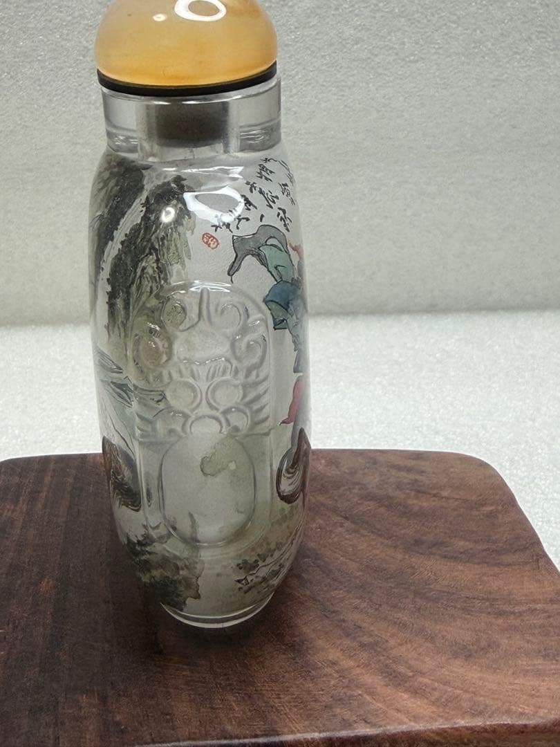 ガラス製スナップボトル 馬に乗った武士の絵