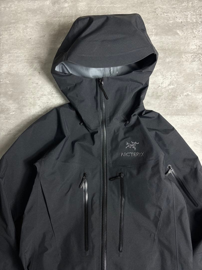 現行モデル ARC'TERYX ALPHA SV JACKET