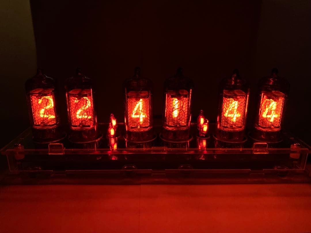 ニキシー管時計　Z574M