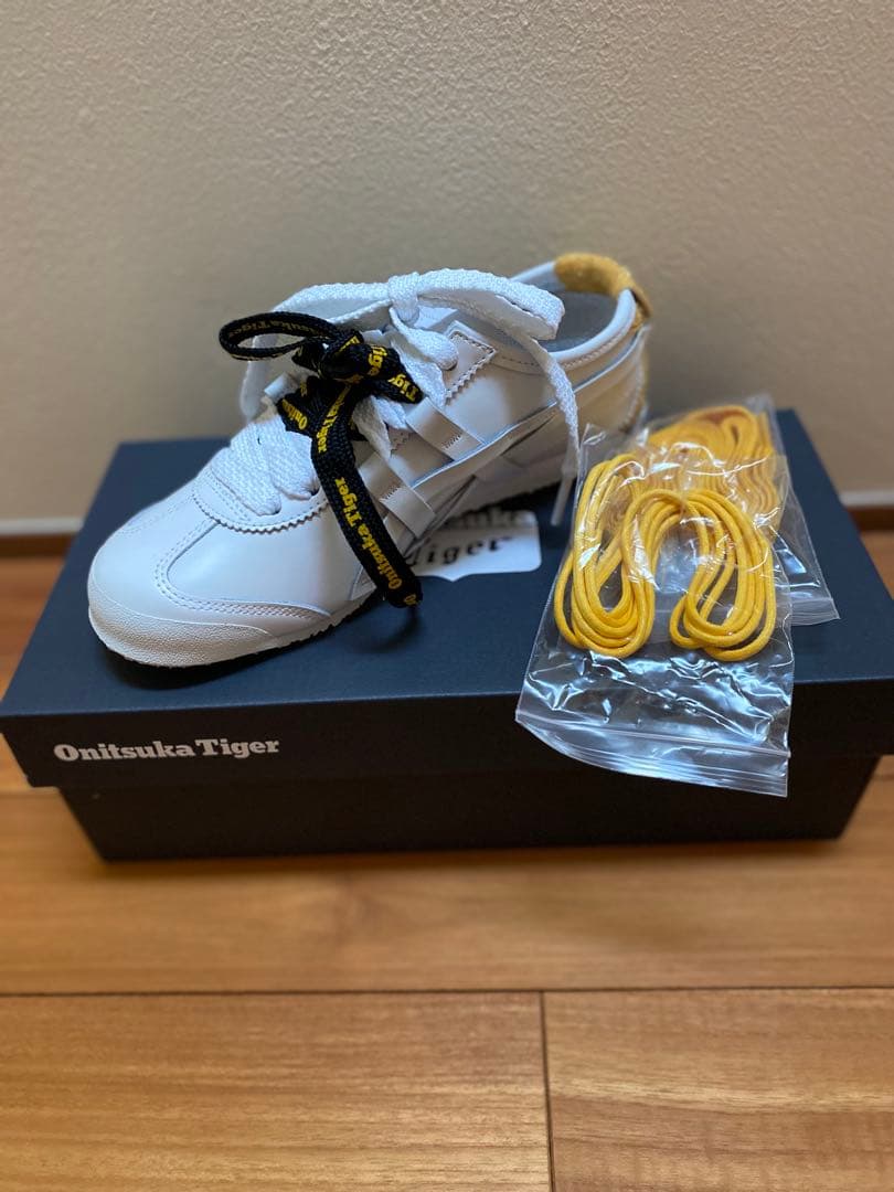 靴 Onitsuka Tiger MEXICO66 22.5